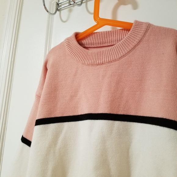 Sweater - Picture 4 of 4